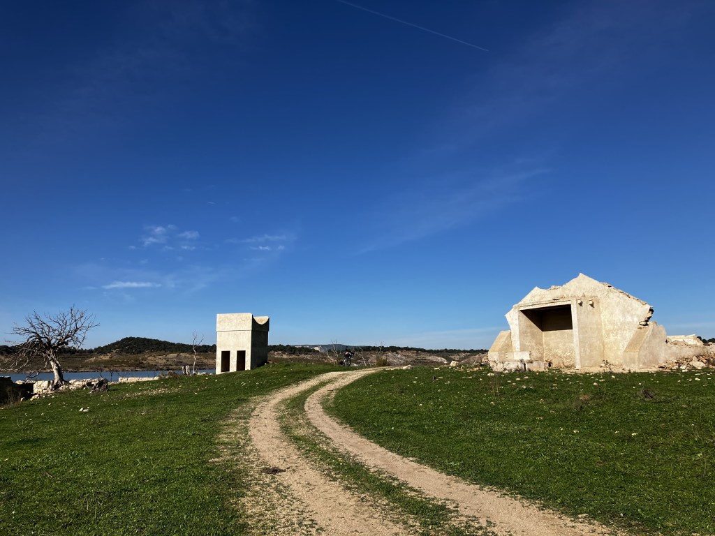 Spontaneous Stops: Discovering the Guadalcacín Reservoir and a Resurfaced&nbsp;Hermitage